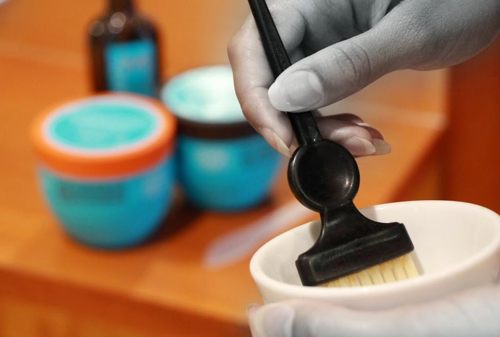 COMO UTILIZAR LA MASCARA RECONSTITUYENTE MOROCCANOIL